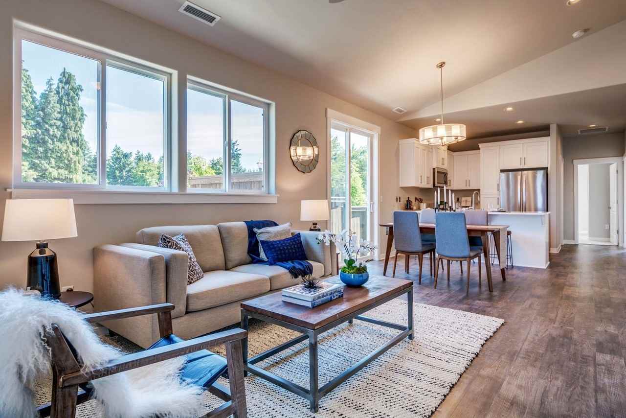 20697 Se Iron Horse Ln - Photo 2 of 11