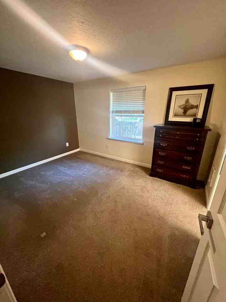 68 Sw Cleveland Ave - Photo 5 of 11