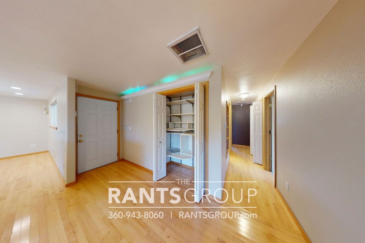 4227 Tarawa Pl Ne - Photo 6 of 34