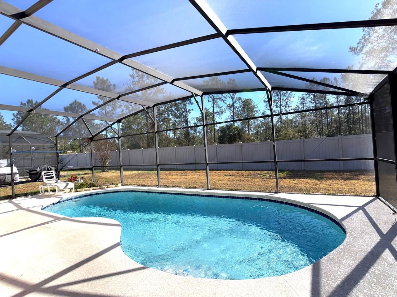 732 Casterton Cir - Photo 2 of 40