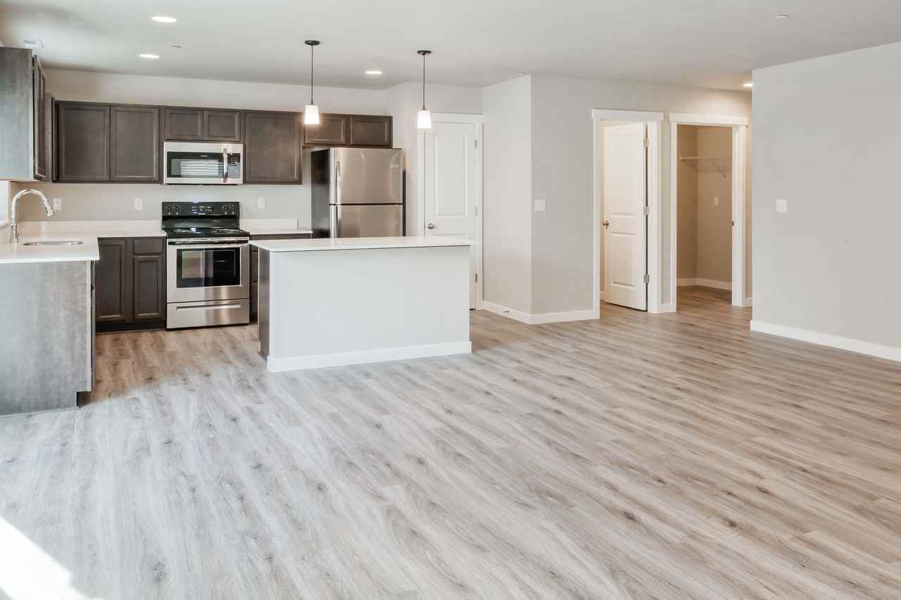 6341 84th Ave Ne - Photo 6 of 19