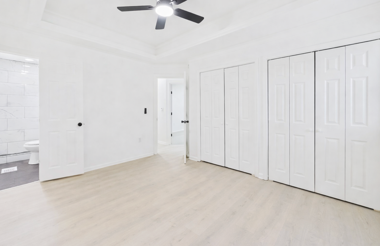 12006 Smalley Ave - Photo 7 of 7