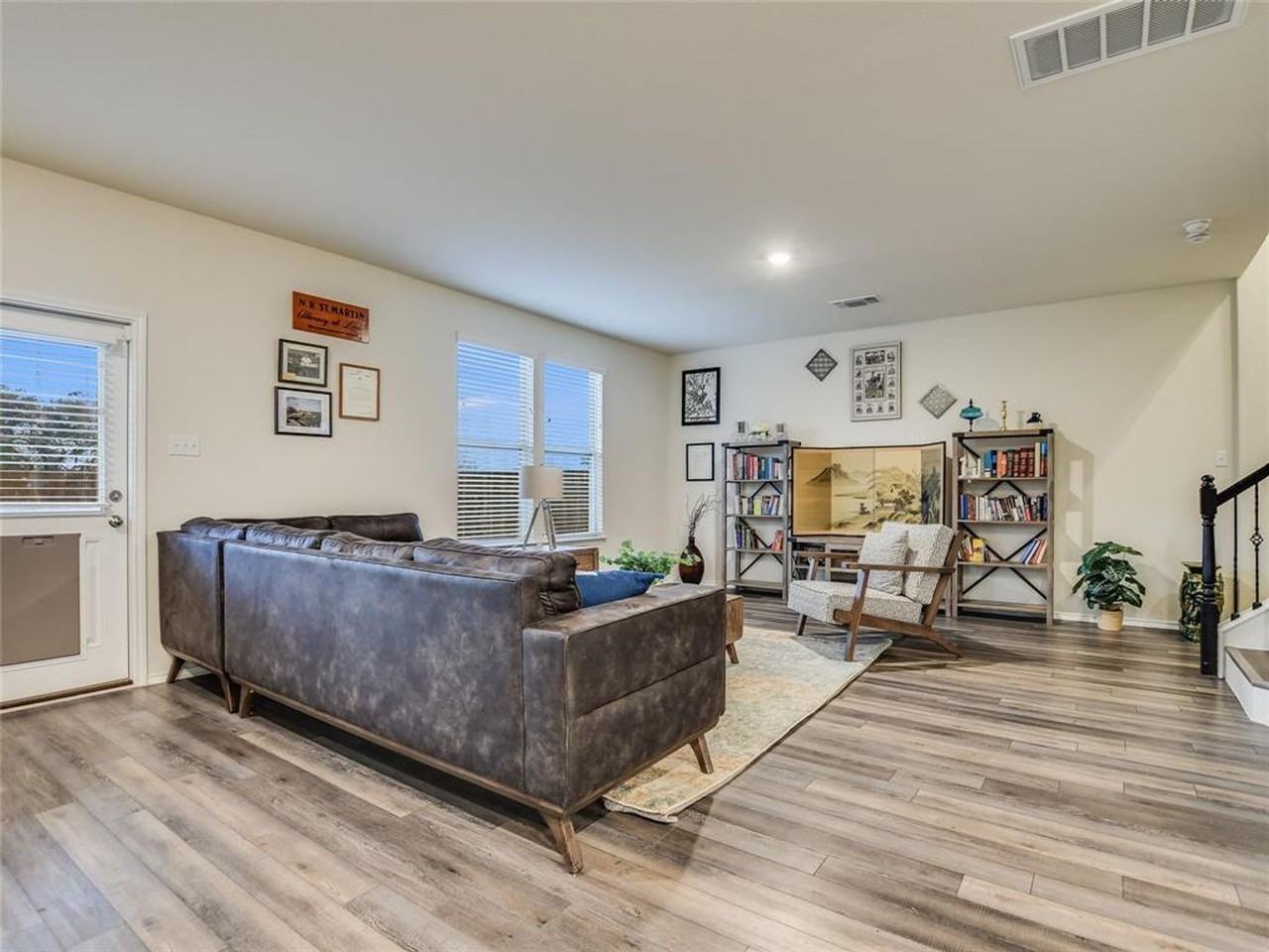 441 Bella Luna Way - Photo 6 of 30