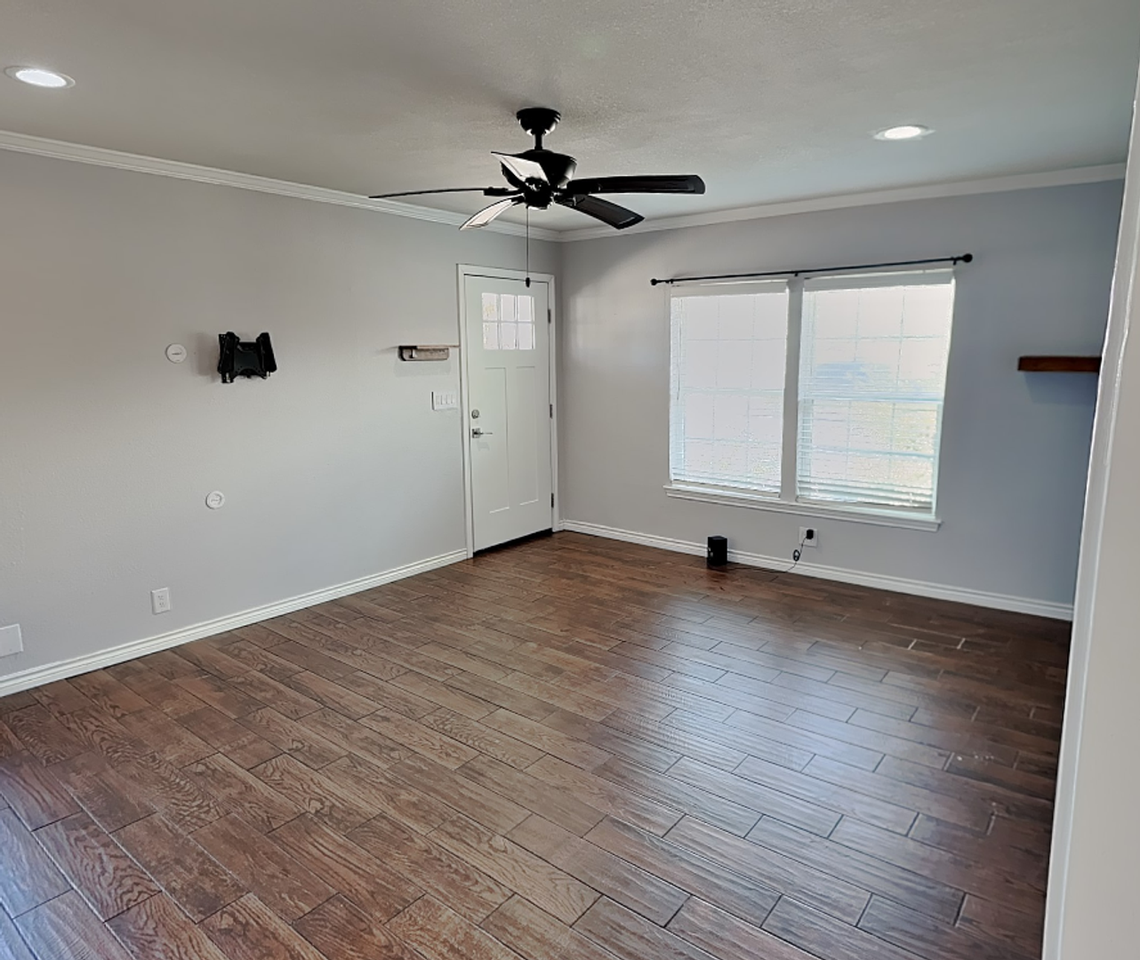 7493 Aberdeen Dr - Photo 5 of 22