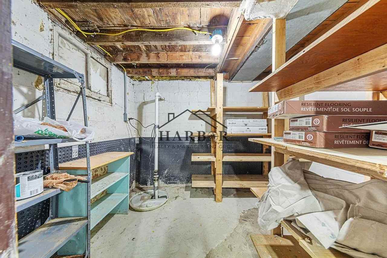 1126 S Newton Ave - Photo 4 of 23