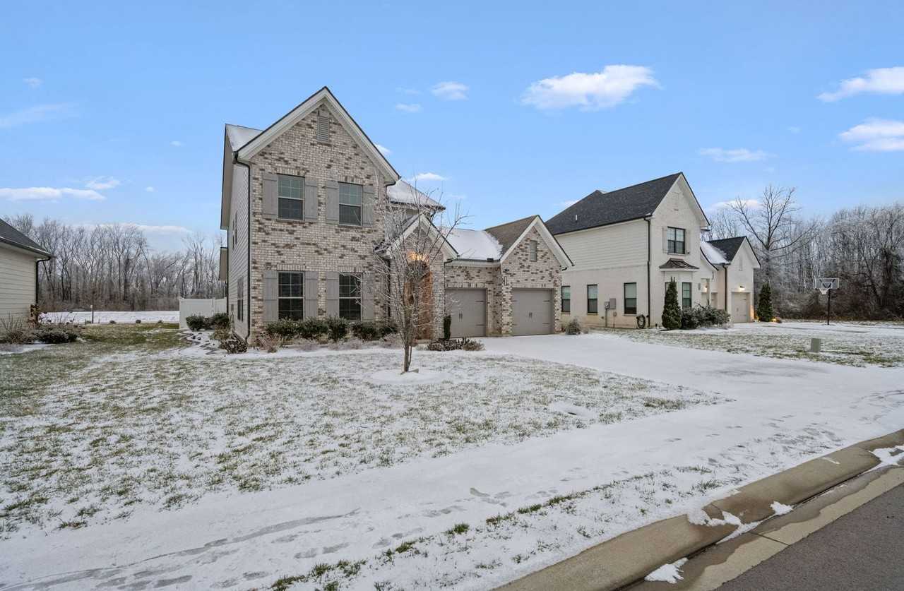 3525 Darrell Dr - Photo 4 of 41