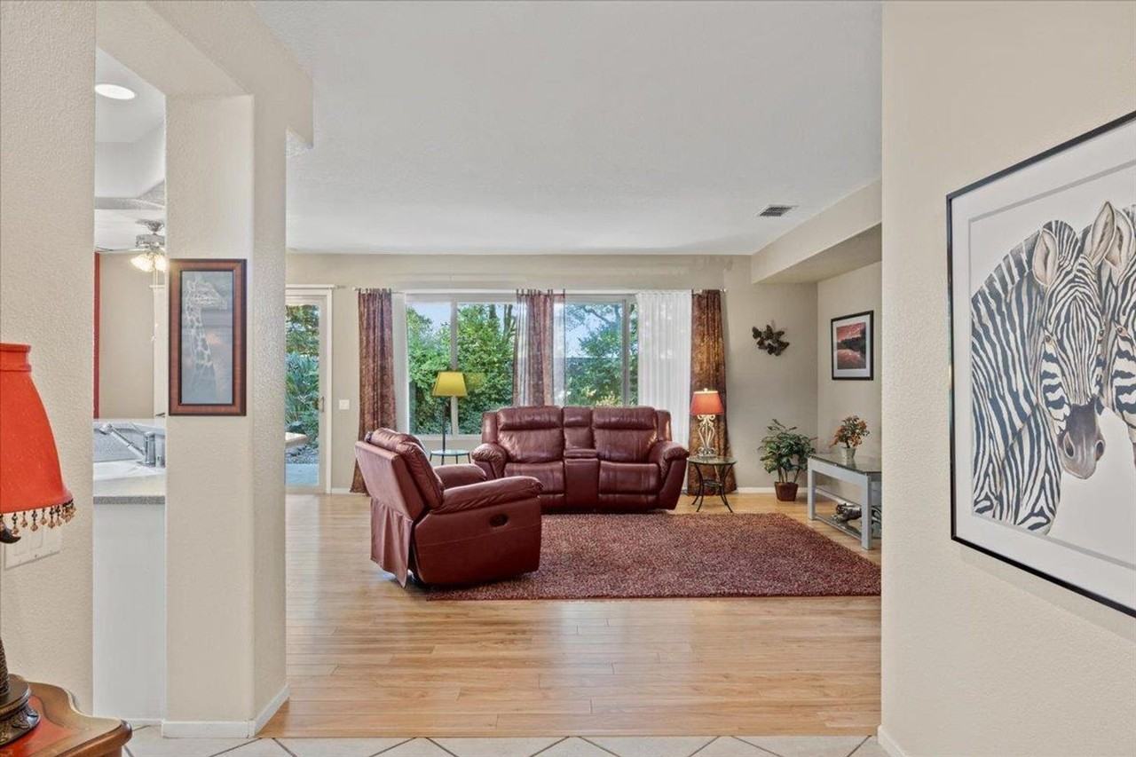 1975 Mary Rose Ln - Photo 6 of 12