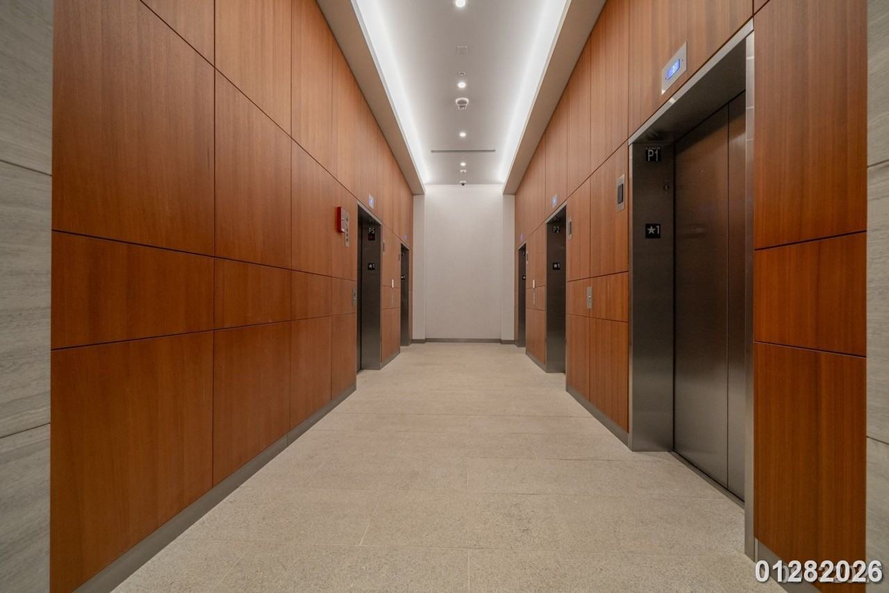 1515 Liona St - Photo 5 of 36