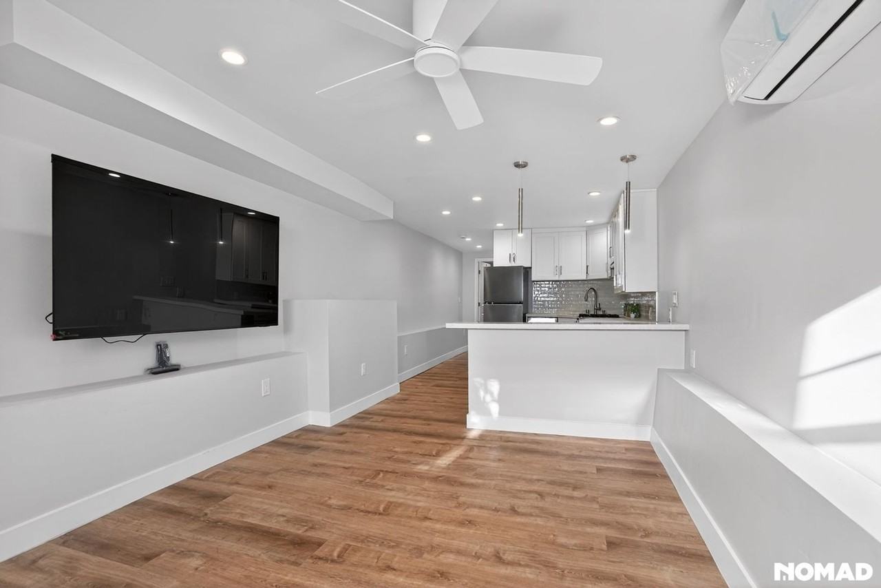 857 Mcelroy St - Photo 5 of 29