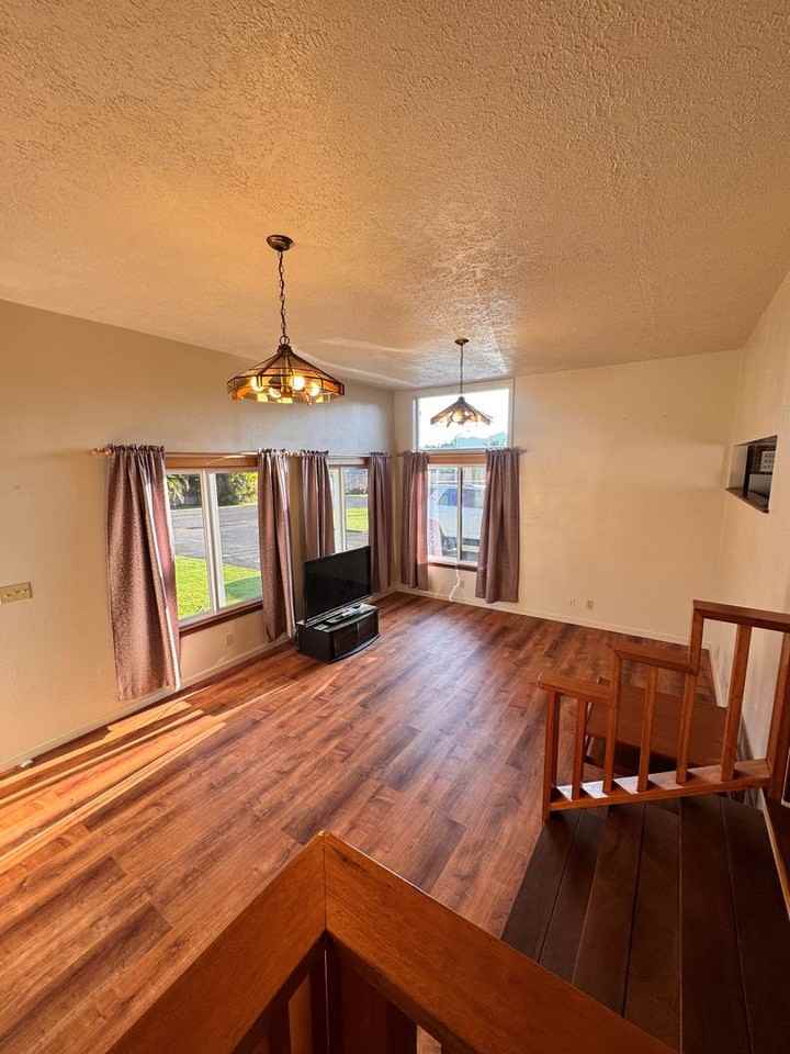 6997 Pomaikai St - Photo 3 of 8