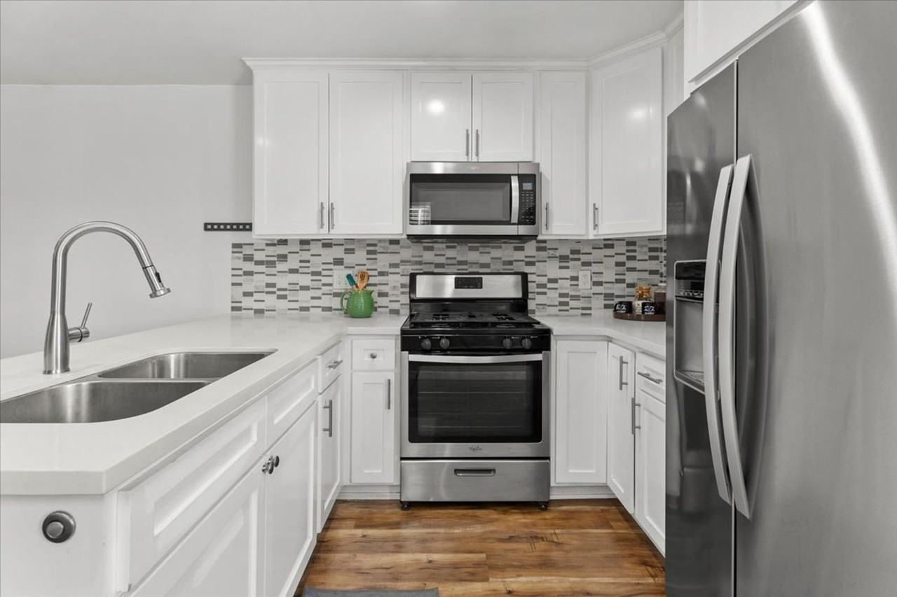 940 Marietta St - Photo 2 of 13