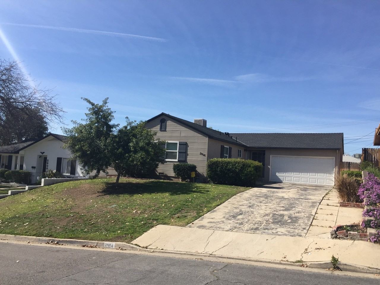 2904 Fordham St - Photo 2 of 18