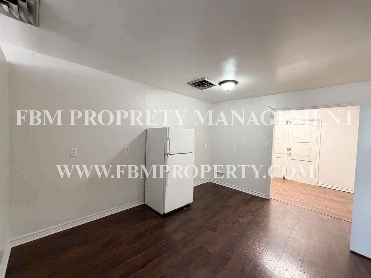 2200 Country Club Rd #B - Photo 7 of 13