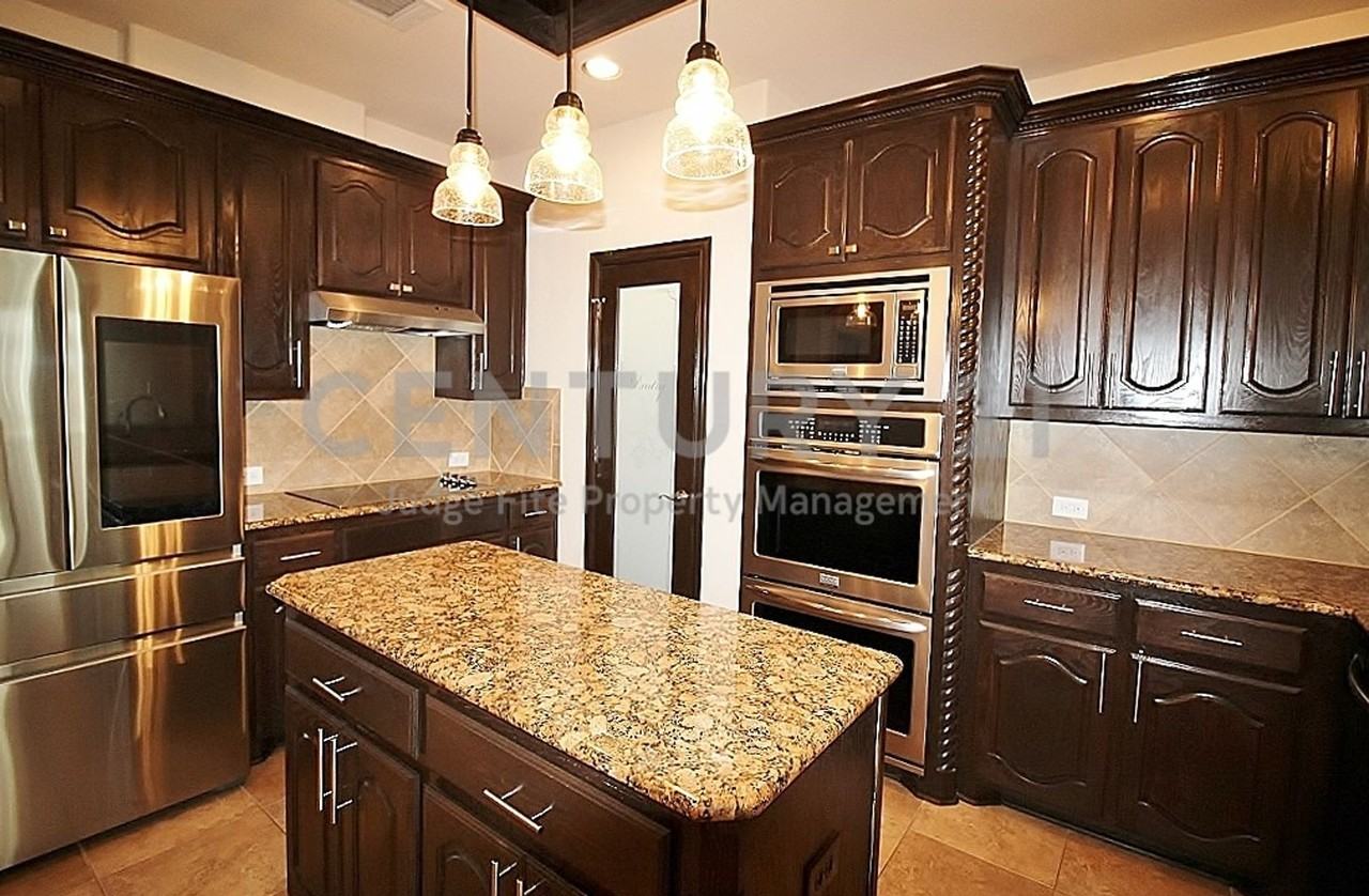 110 White Oak Ln - Photo 6 of 15