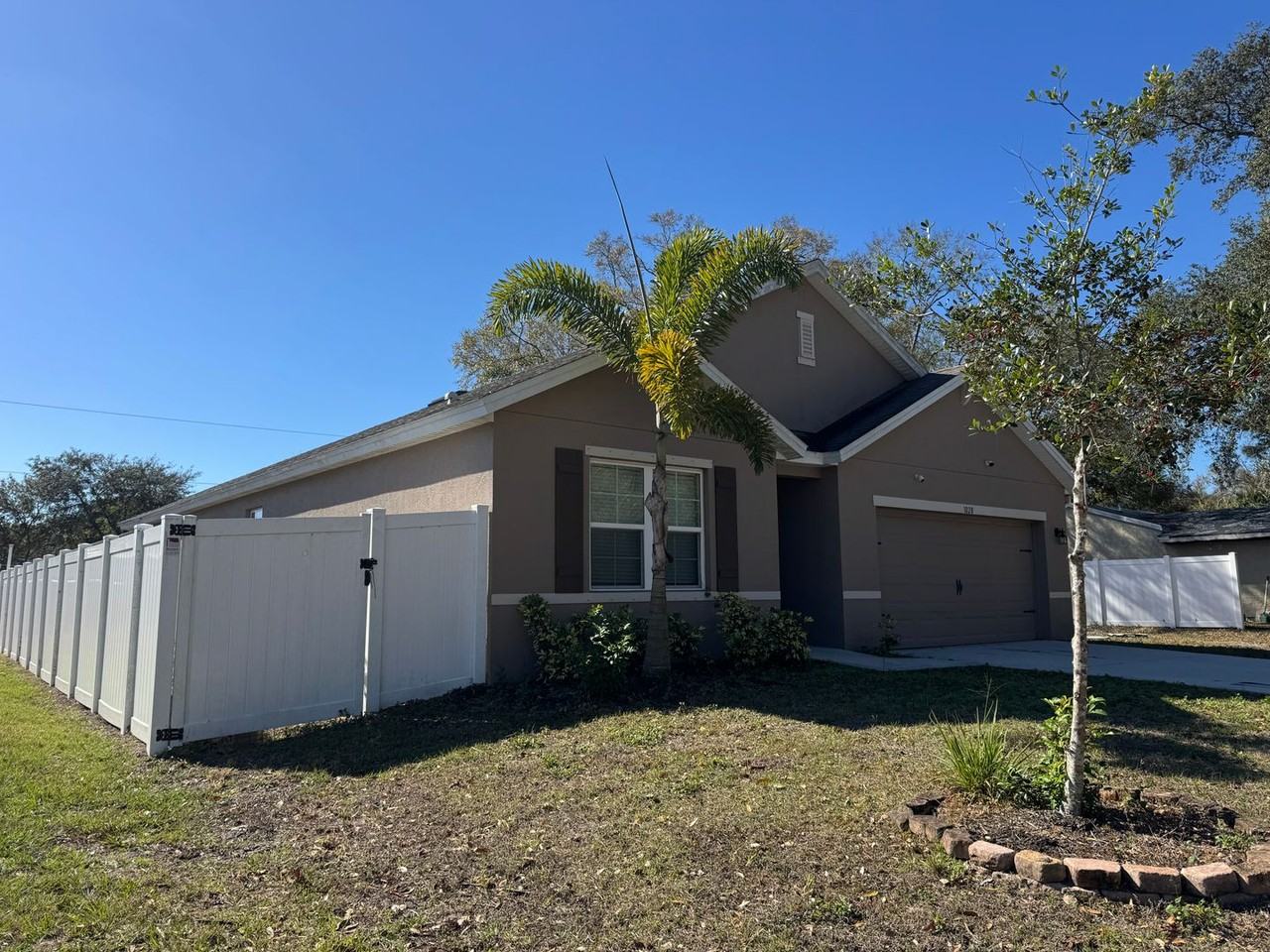 1028 Salina St Se - Photo 6 of 44