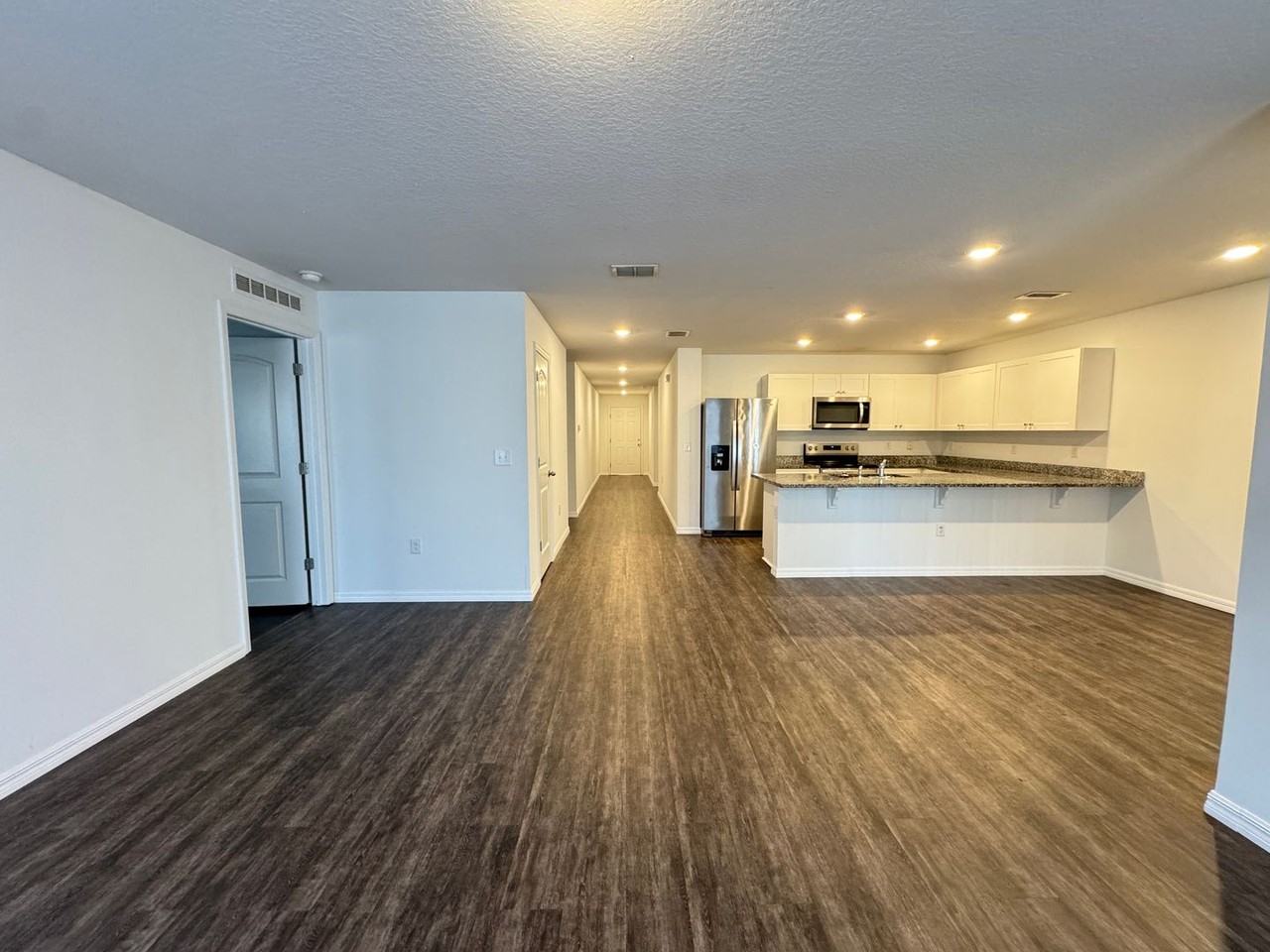 392 W Aster Ct - Photo 4 of 43