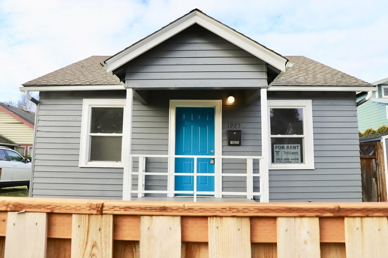 1925 Broadway St Ne - Photo 4 of 37