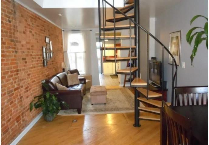 1307 Marshall St - Photo 3 of 19