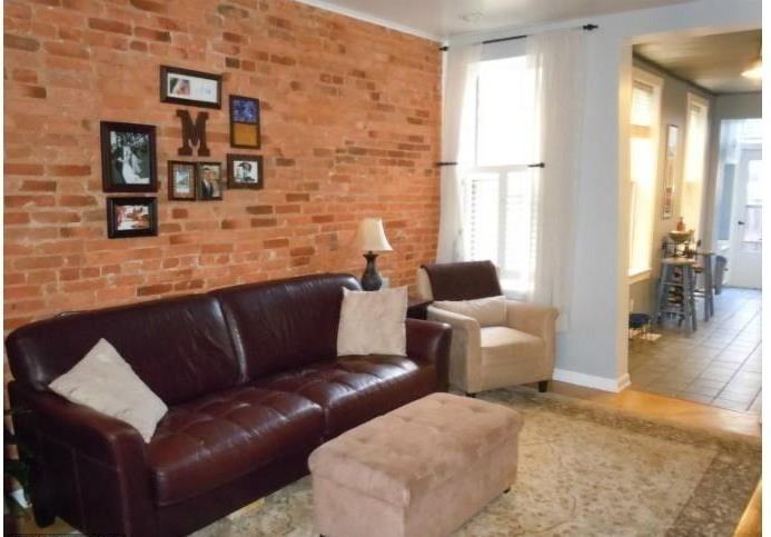 1307 Marshall St - Photo 4 of 19