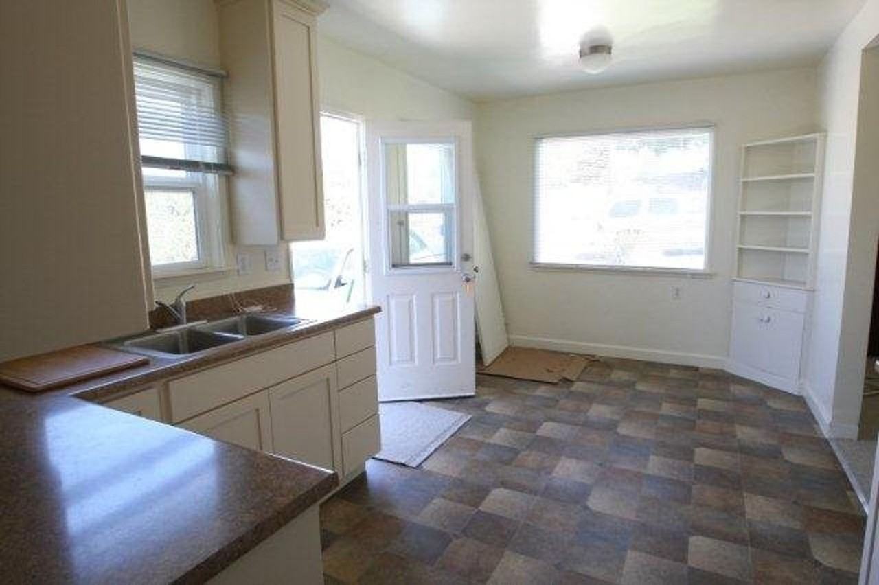 2049 Sierra Way - Photo 5 of 12