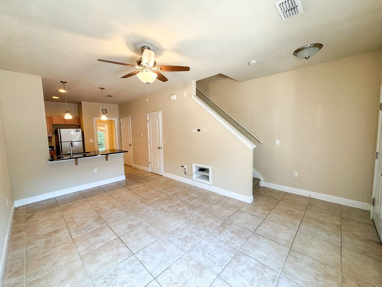 2946 Sw 35th Pl #40 - Photo 2 of 25