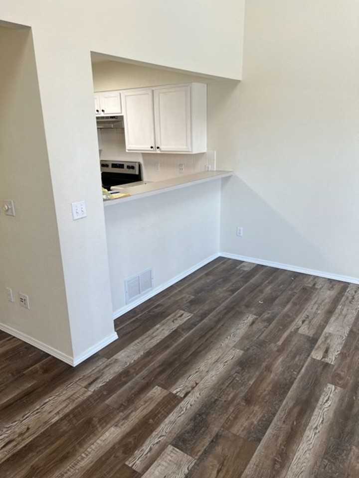 6982 Los Reyes Cir - Photo 5 of 27