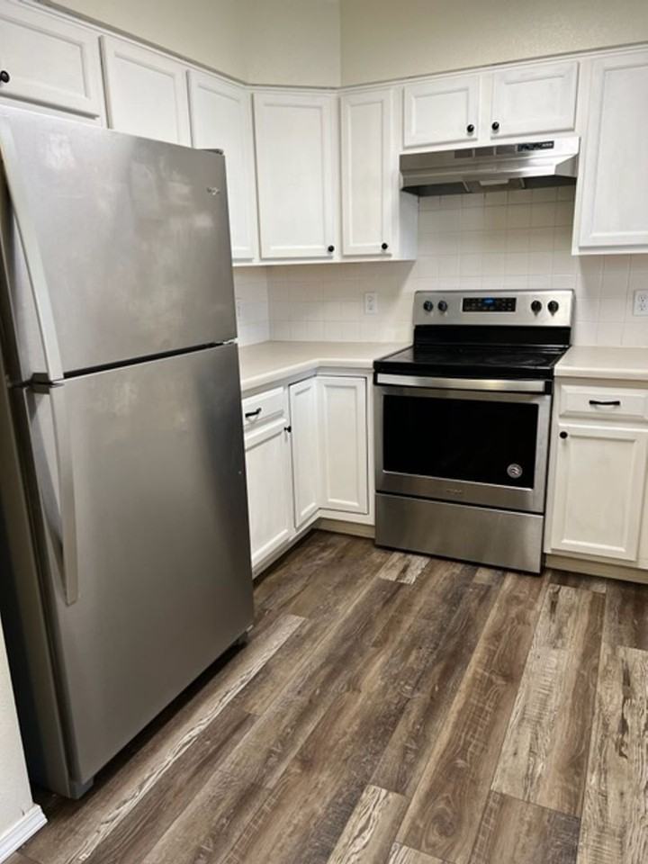 6982 Los Reyes Cir - Photo 7 of 27