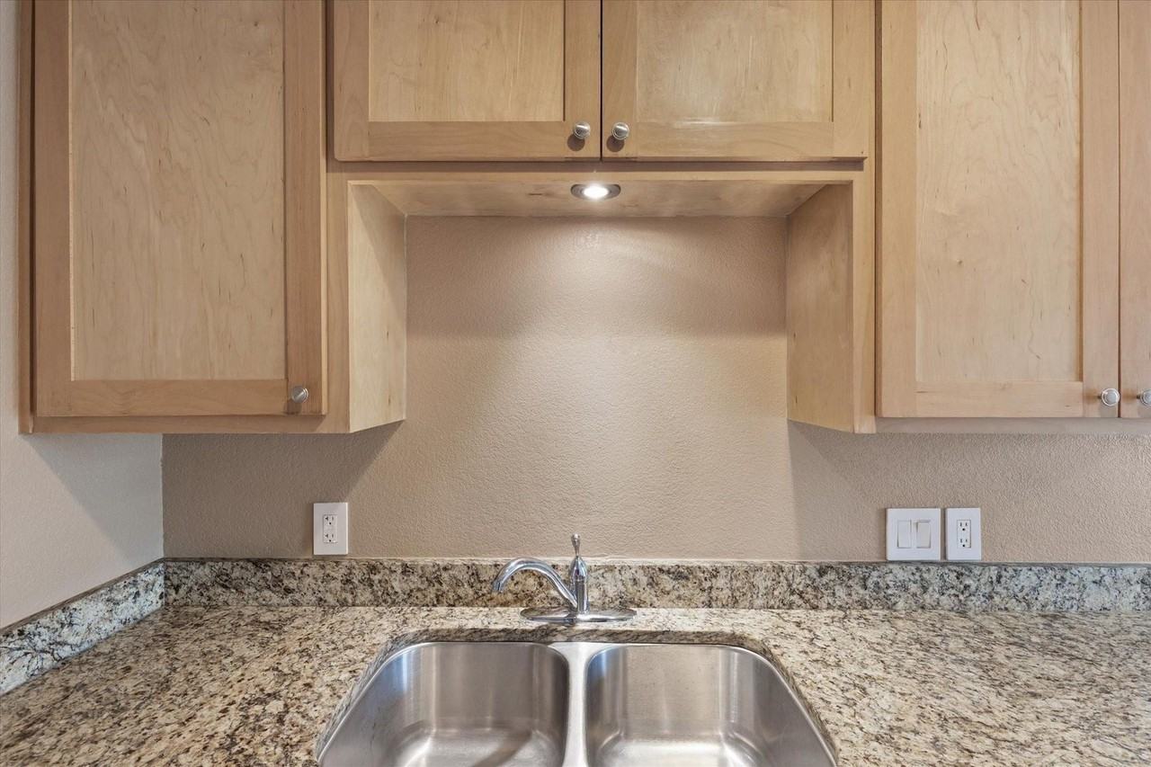 2016 Paisley Dr #B - Photo 5 of 11