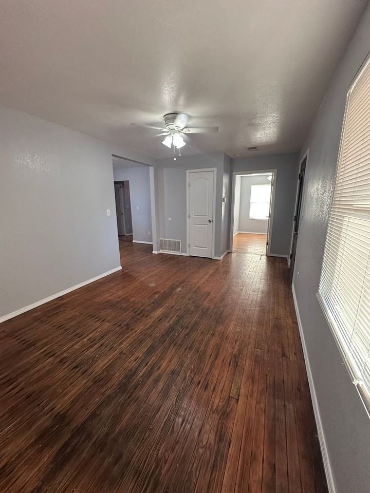 1101 7th Ave - Photo 3 of 18