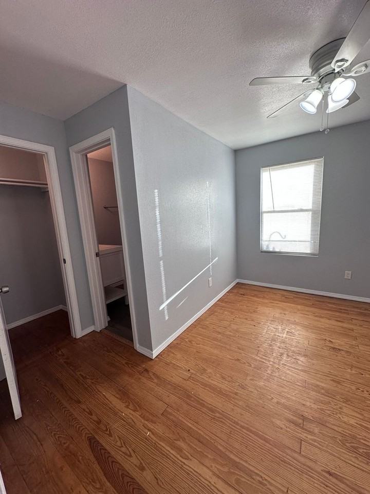 1101 7th Ave - Photo 4 of 18