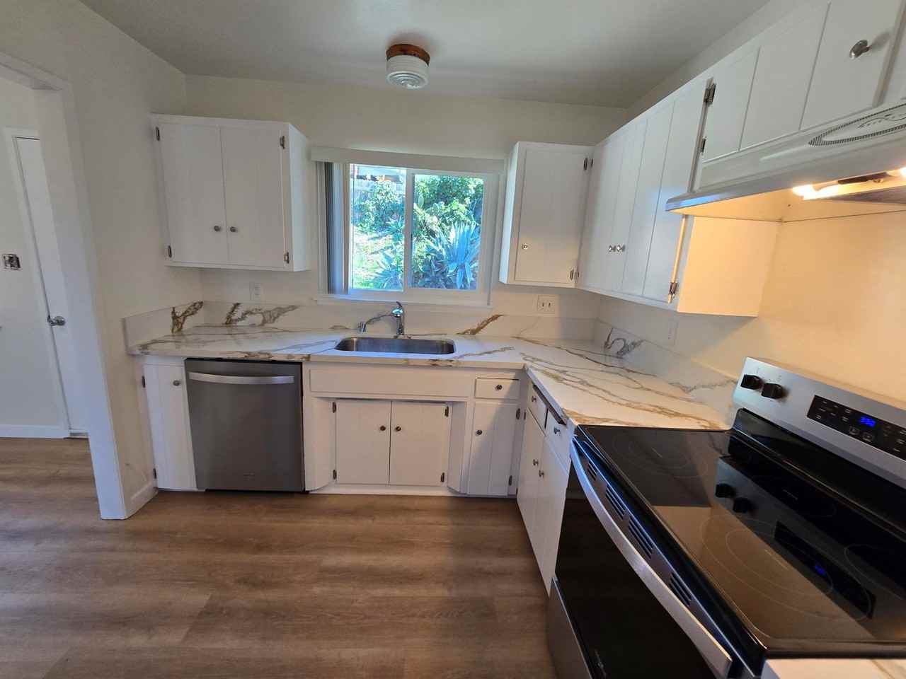 4323 Mount Henry Ave - Photo 7 of 13