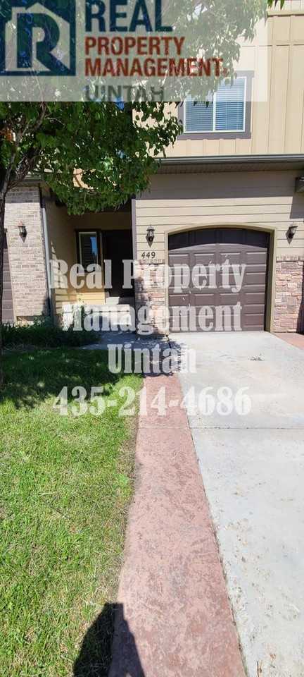 449 E Red Fox Ln - Photo 2 of 23