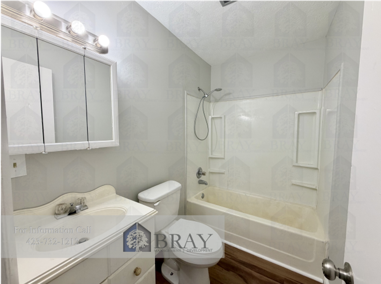 2800 Sullivan Gardens Pkwy - Photo 7 of 13