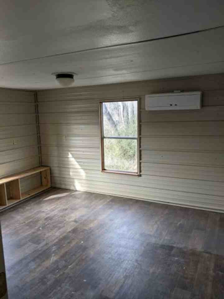 23 Wood St - Photo 4 of 9