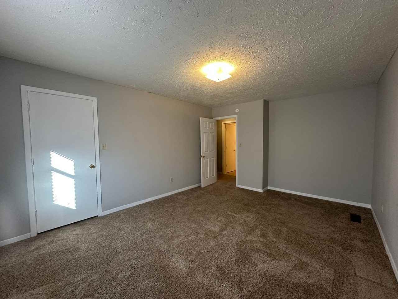 1053 Kendrick Creek Rd - Photo 3 of 13