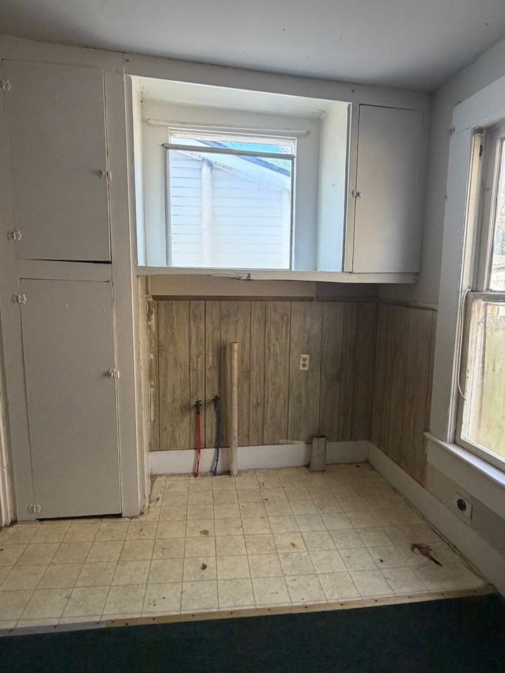 1802B Marye St - Photo 7 of 8