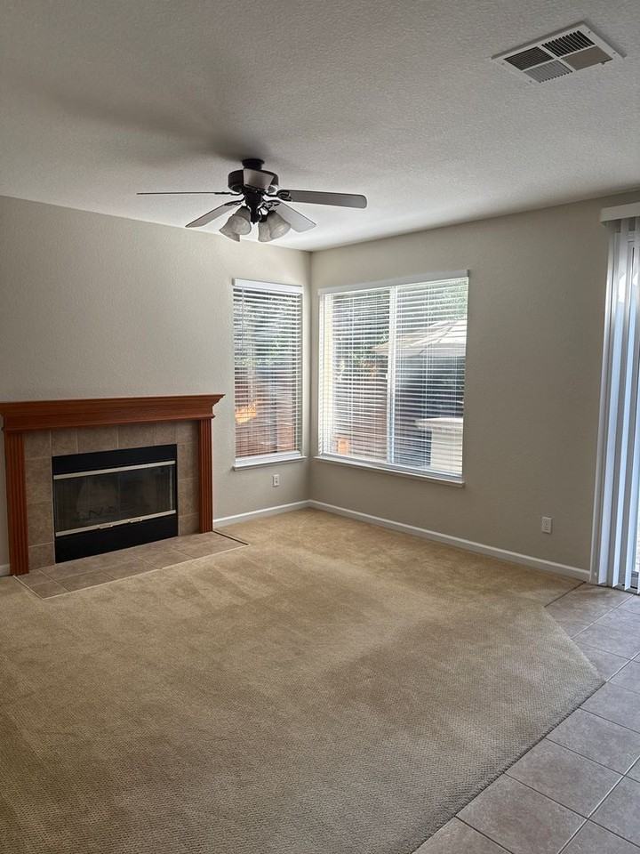 4262 Glenhaven Dr - Photo 6 of 21