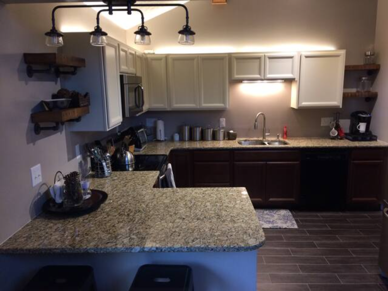 2015 Broken Oak Dr - Photo 5 of 17