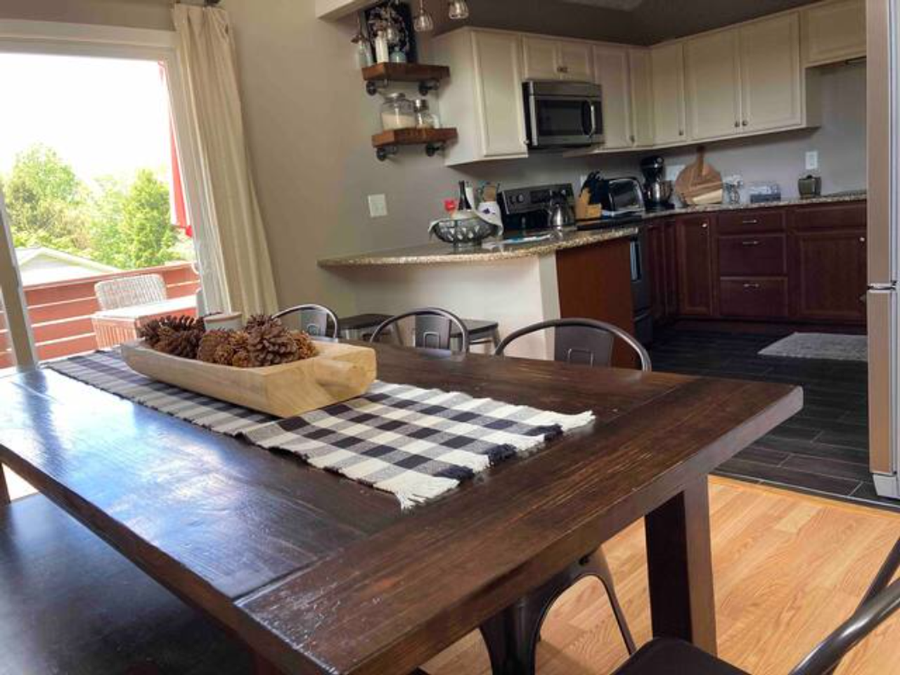 2015 Broken Oak Dr - Photo 6 of 17