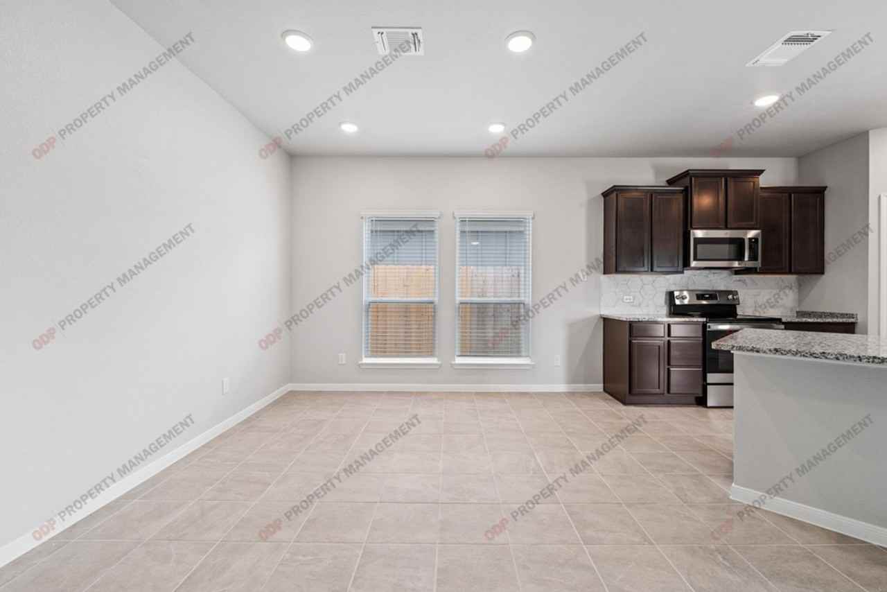 3723 Mccleland Creek Trl - Photo 5 of 21