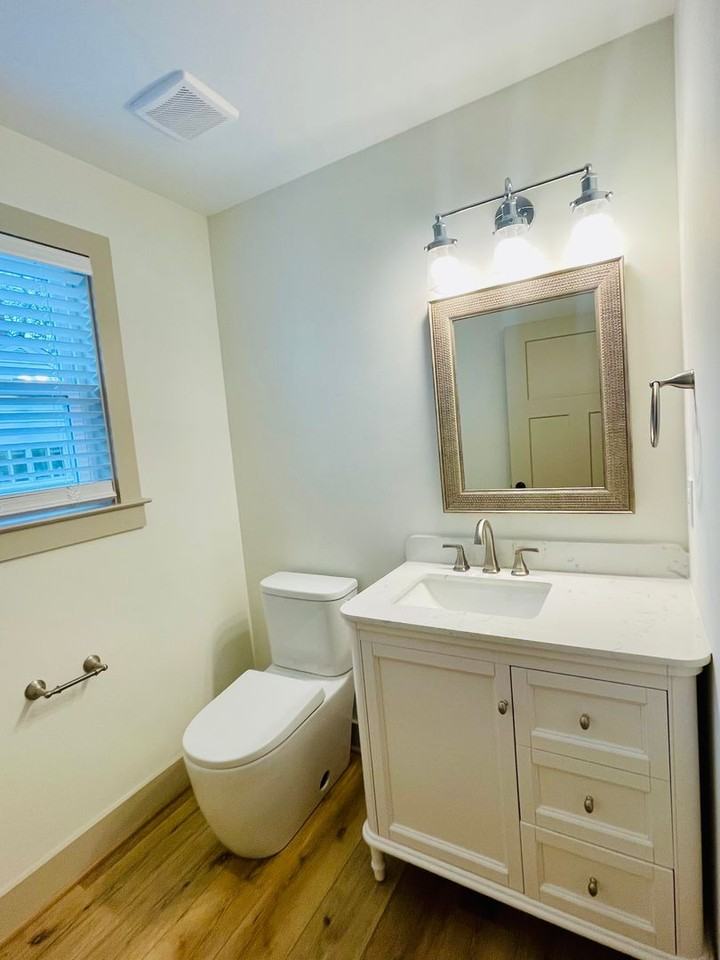 1028 Highland Ave - Photo 6 of 50