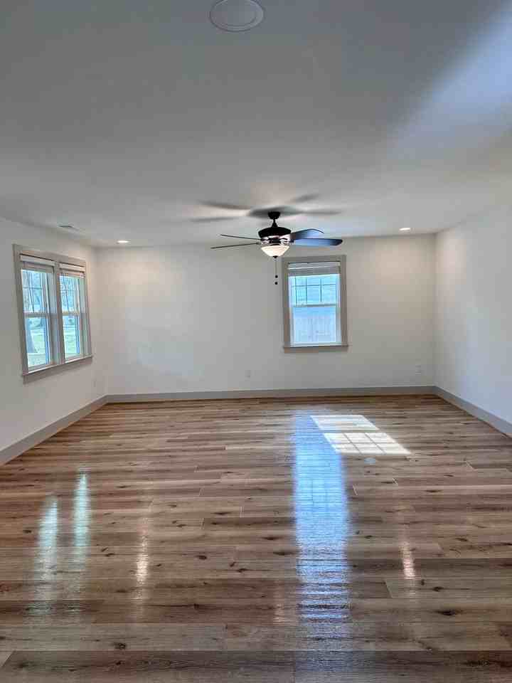 1028 Highland Ave - Photo 7 of 50