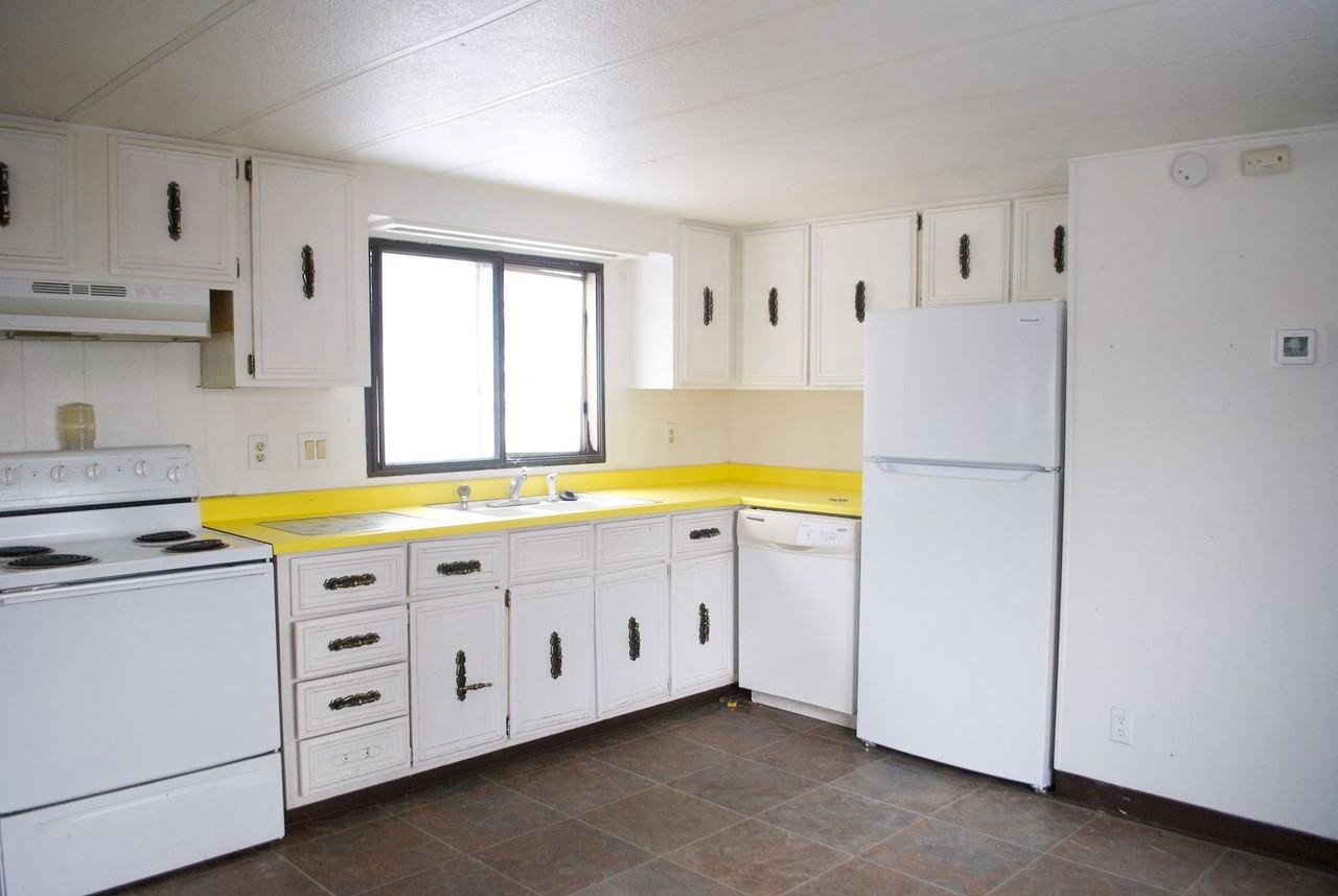 305 N Adam Dr - Photo 4 of 7