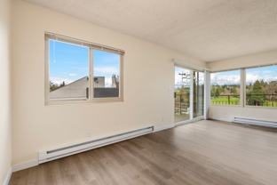 Classic Apartments in Magnolia Close to The Locks - Photo 1 of 1