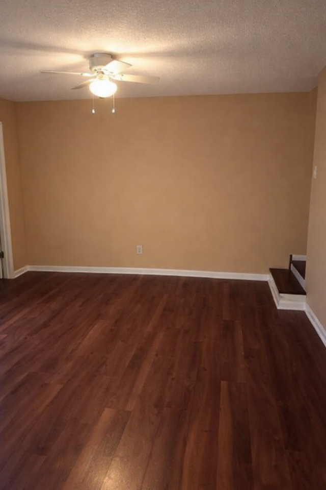 142 Stoneridge Dr - Photo 6 of 13