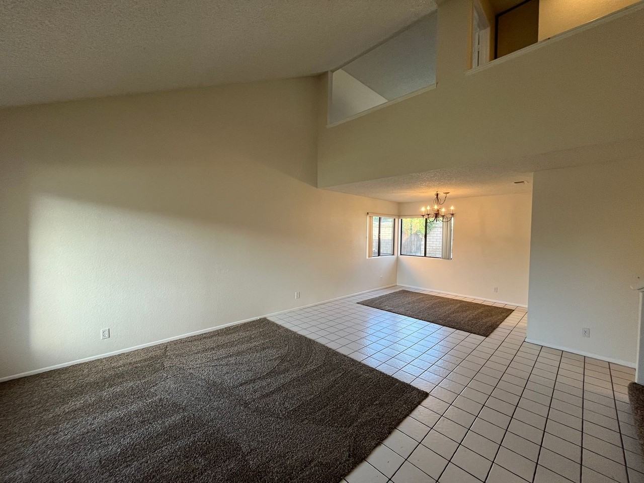 2362 Oak Haven Ave - Photo 3 of 23