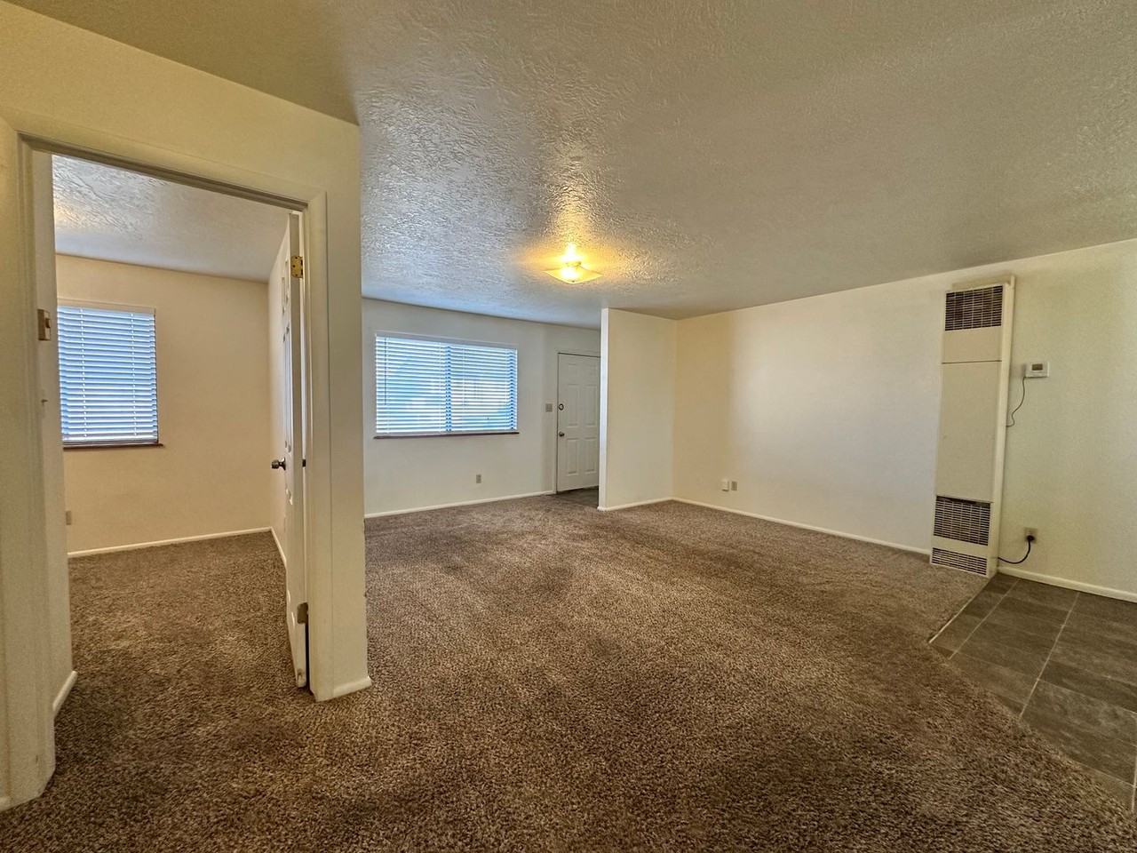 369 N Wood Cir - Photo 5 of 21