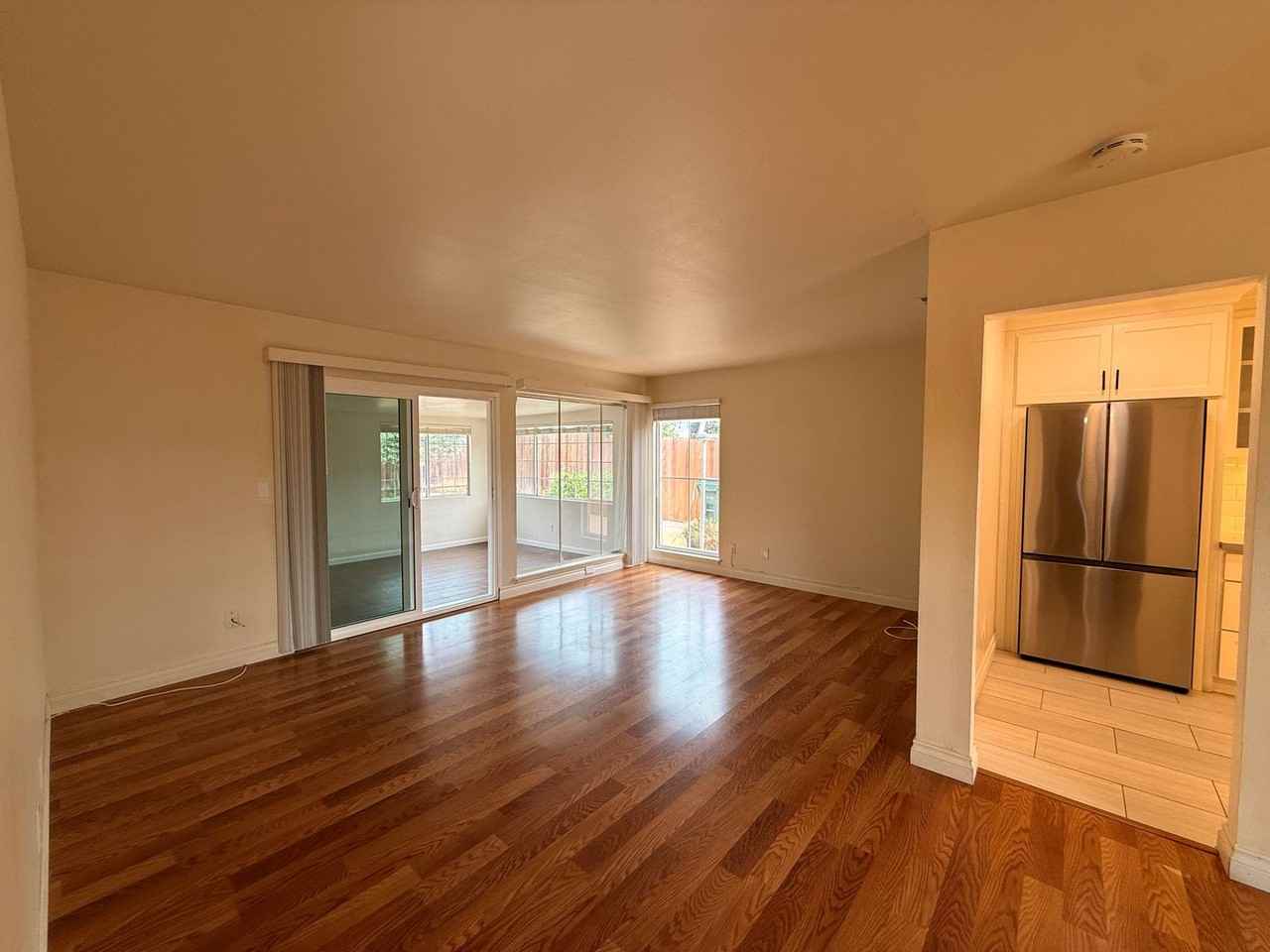 324 Donax Ave - Photo 5 of 20