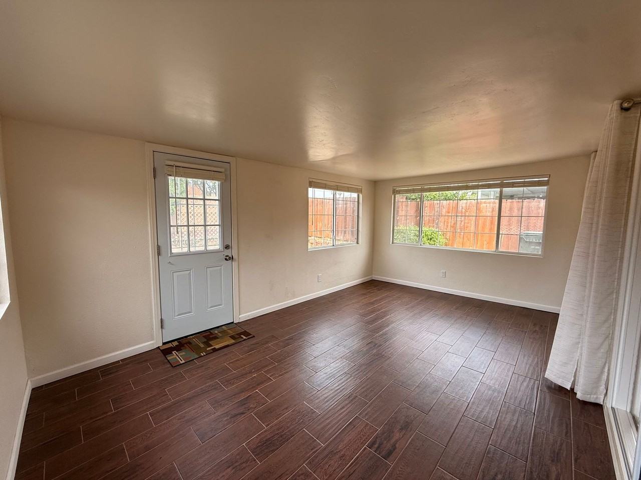 324 Donax Ave - Photo 7 of 20