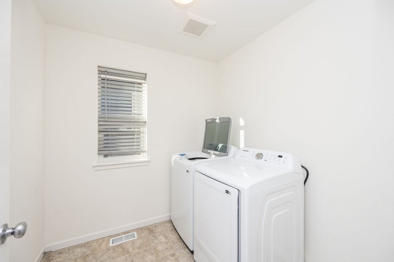 14385 100th Ave Se - Photo 7 of 38